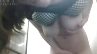 Iznenađujuće know-it-all teen BIJES na avion