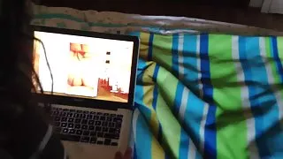 Turk кызы onceki sikilen кызы seyrederken sikiliyor