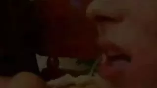Unutarnja transvestit cumshot