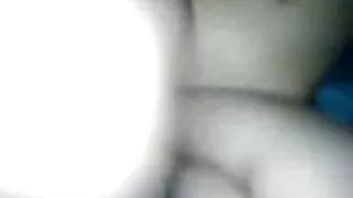 Suprug skida ženu na video s drugima