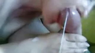 Fantastičan blowjob i završava jezik