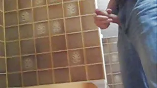 Veliki ejakulira - ne ejakulira, i ejakulira i ejakulira veliki fontana