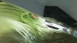 Jefesita mostrando SU pachocha - skriveni asistent