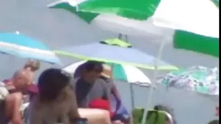 Goli odbojka na pijesku
