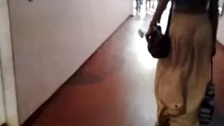 Vruće mlade prozirna suknja bič predivna pušaka dio 2 od 2