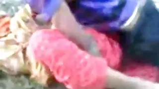 Seksi indijski ГФ ima hard bonk sa svojim БФ na otvorenom