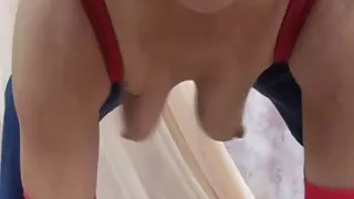 I velike bradavice malo floppy tits broj 2