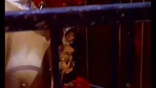 Velike grudi Lezbijke bdsm-u tamnicu